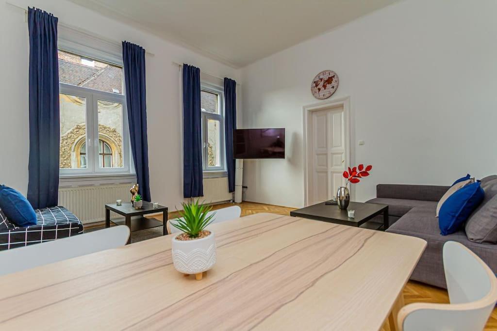 Gusto Della By Nw Apartamento
